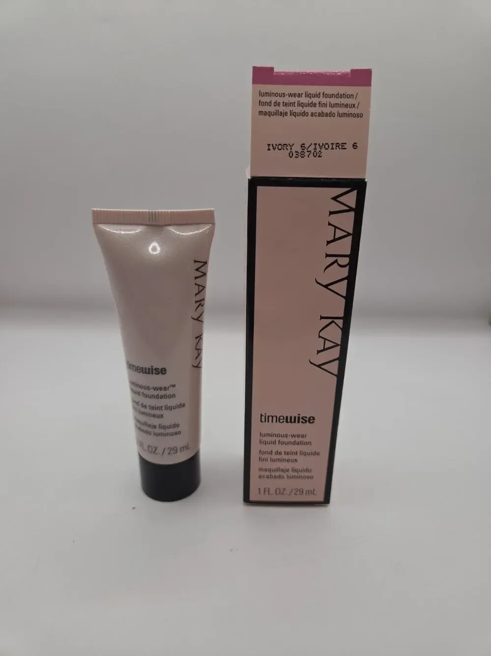 Mary Kay Timewise Luminous Wear Liquid Foundation IVORY 6 Normal To Dry 038702